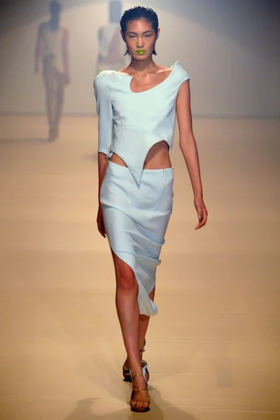 Look 8